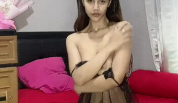 Gavriena Astaris Squirt Sampai Lemes