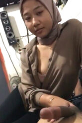 NISIA Hijab Ngewe Di Kontrakan