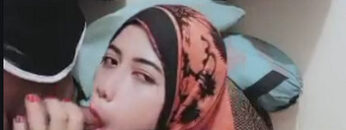 YANTI Hijab Nyedot Sotong