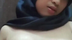GADIS Jilbab Cakep Omek Sedap