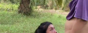 Pasangan Ngewe Di Perkebunan
