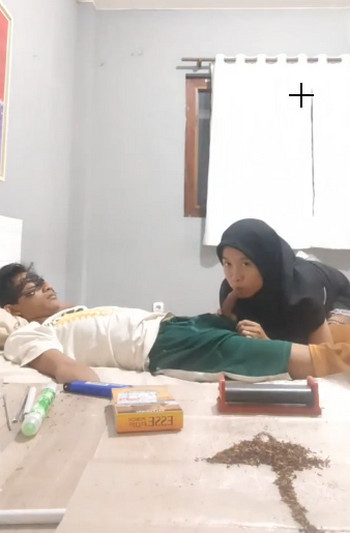SLAVA Hijab Doyan Ngewe