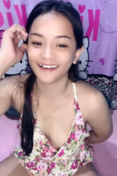 KIKAN Cantik SUka NGocok