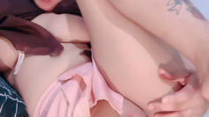 Putri HIJAB Memek Gundul Colmek Pakai Jari