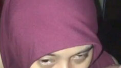 CEWE Hijab Merah Ngokop Kontol