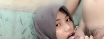 JASMINE Hijab Live Ngewe DI Kamar Mandi