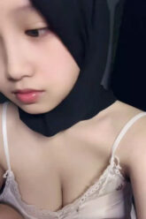 YuKie Hijab Ngocok Pakai Jari