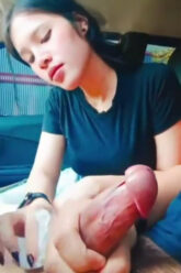 KIARA Nyepong Di Mobil