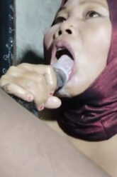 Tante Hijab Maniak Pejuh