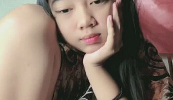 TANIA Pelajar Hobinya Pamer Memek