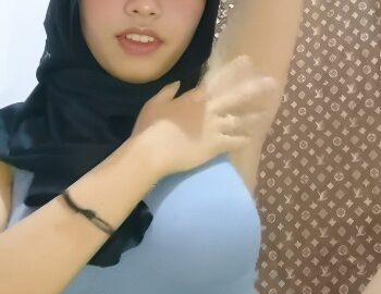 DINA Hijab Horny Ngocok Sampai Klimaks gigapixel high fidelity v2 1x faceai v2