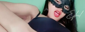 RIVAYA Kocok Memek Zoom Depan Kamera