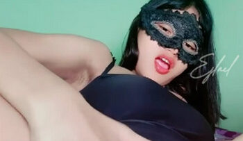 RIVAYA Kocok Memek Zoom Depan Kamera