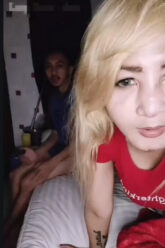 TANTE Sewa Brondong Untuk Kepuasan